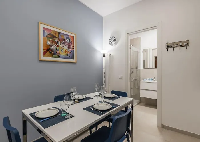 The Rent - Two-bedroom Close To San Pietro * Roma