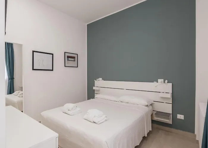 The Rent - Two-bedroom Close To San Pietro Roma